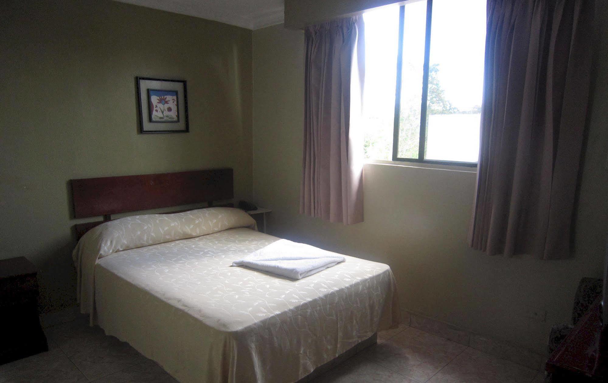 Hotel Bella Vista Панама Сити Екстериор снимка